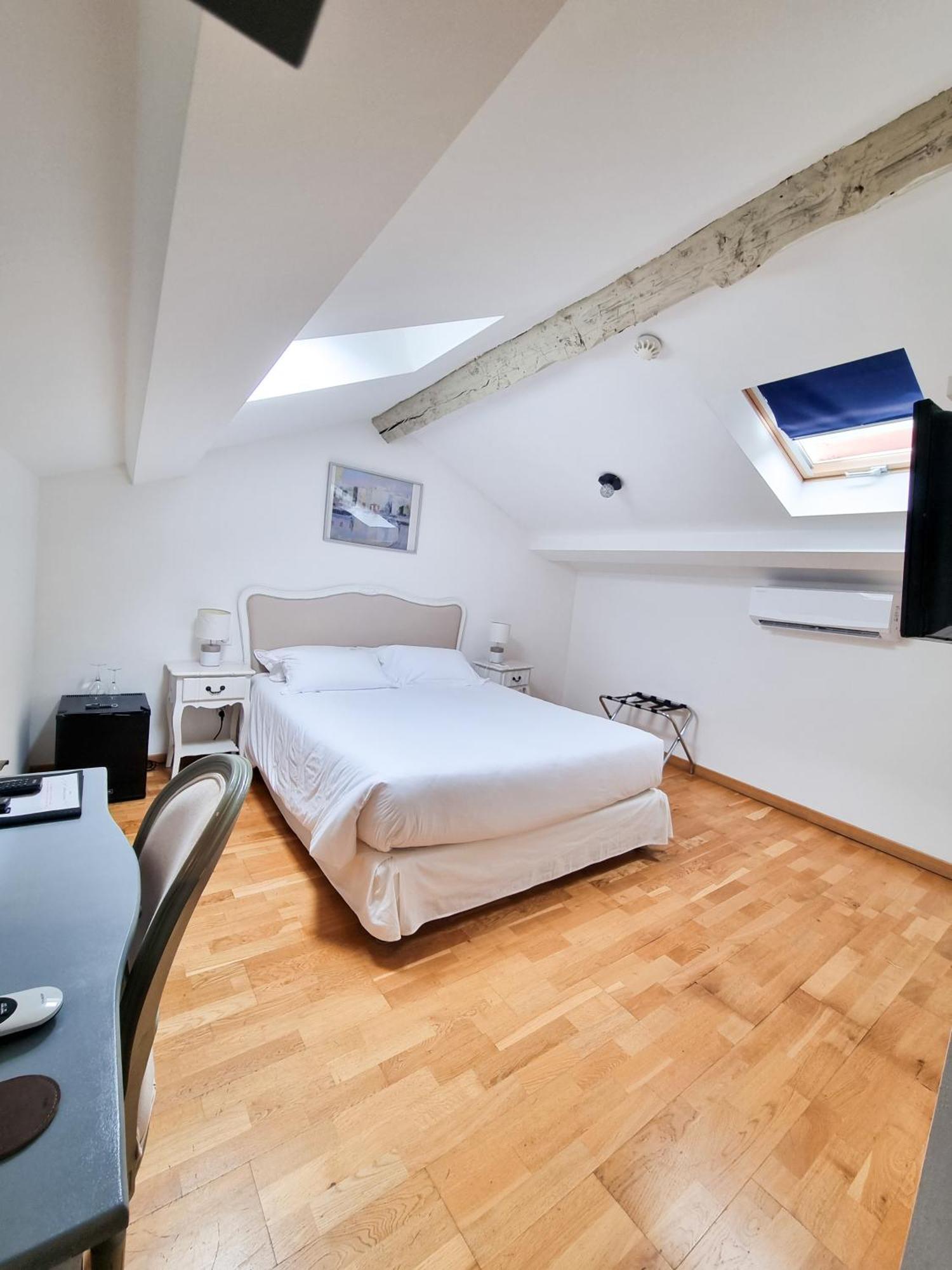 Hotel Villa Les Orangers Olmeto  Room photo
